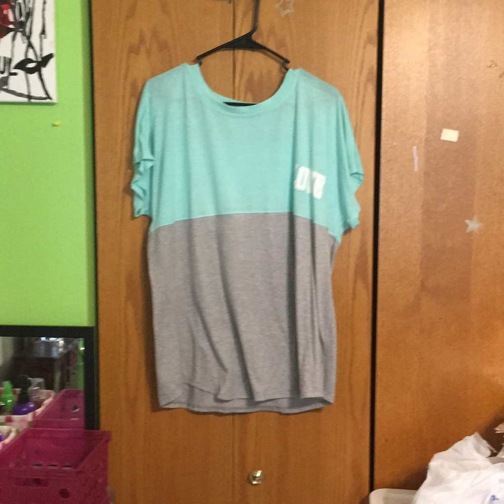 Turquoise and grey tee